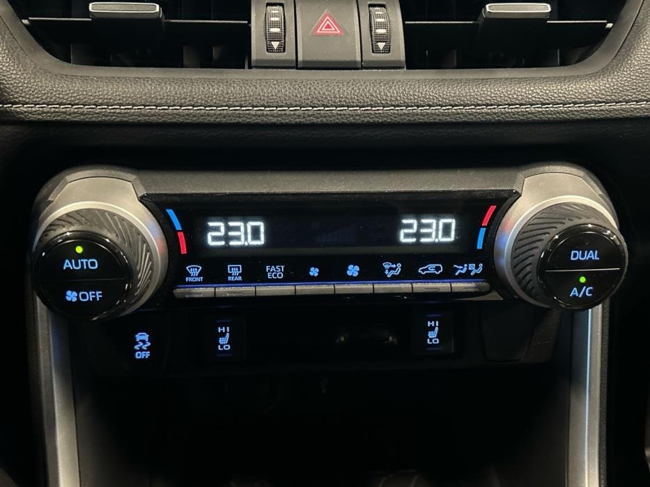 TOYOTA RAV4 2021