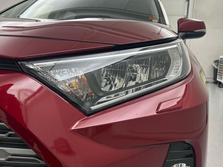 TOYOTA RAV4 2021