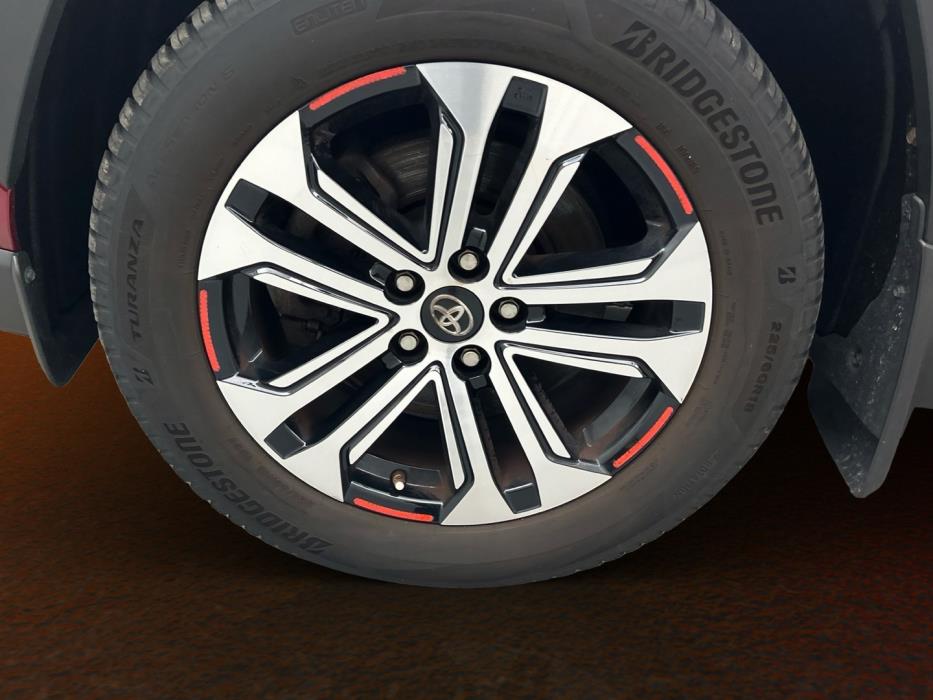 TOYOTA RAV4 2021