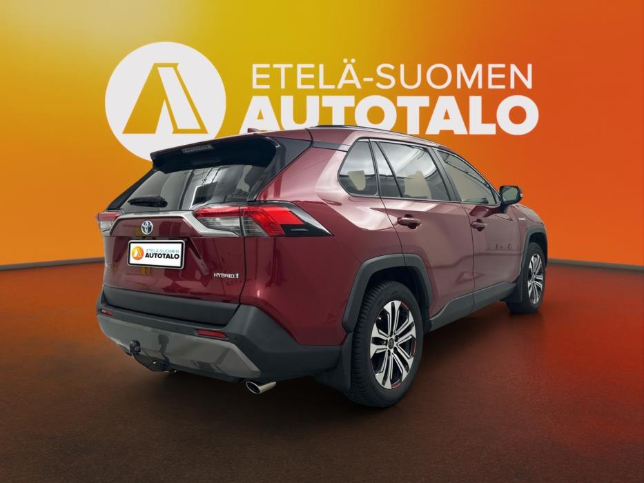 TOYOTA RAV4 2021