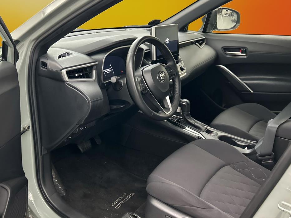 TOYOTA Corolla Cross 2023