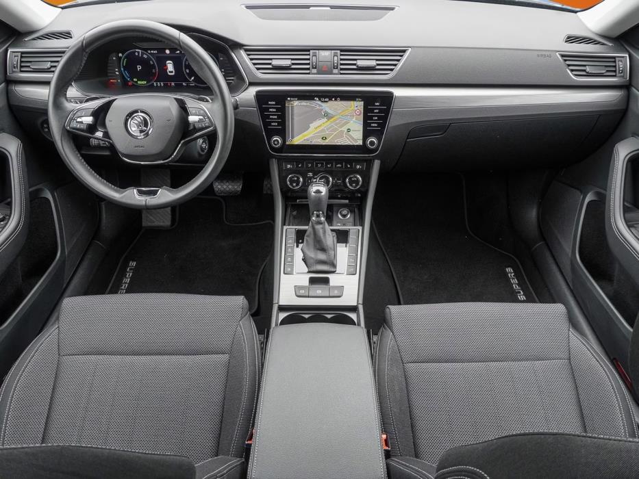 SKODA Superb 2024