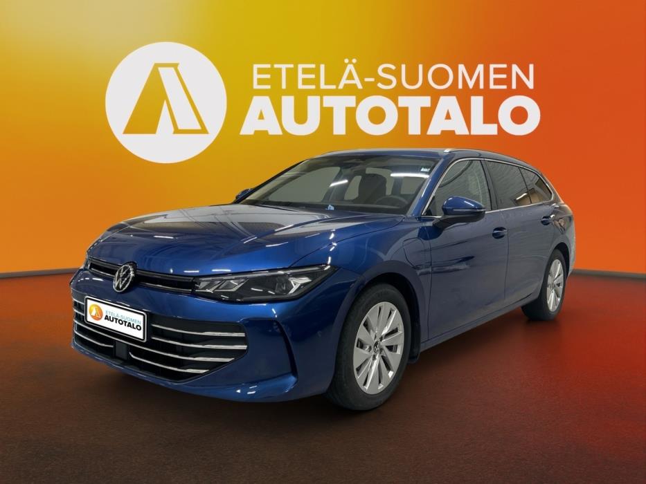 VOLKSWAGEN Passat 2025