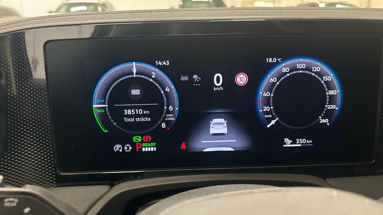 VOLKSWAGEN Passat 2025