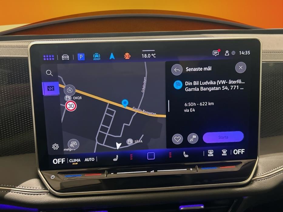 VOLKSWAGEN Passat 2025