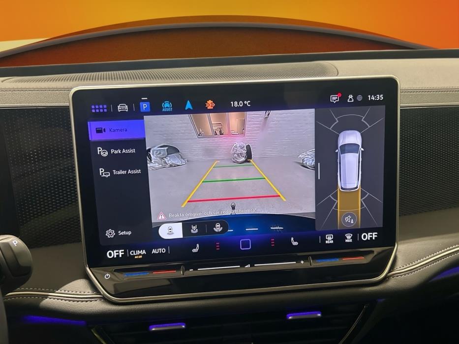 VOLKSWAGEN Passat 2025