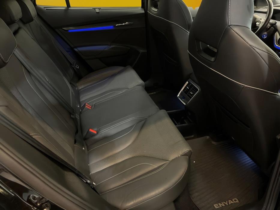 SKODA Enyaq 2023