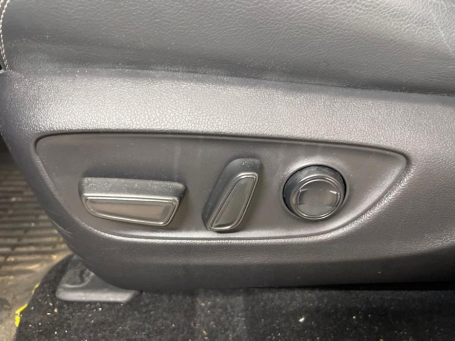 TOYOTA RAV4 2023
