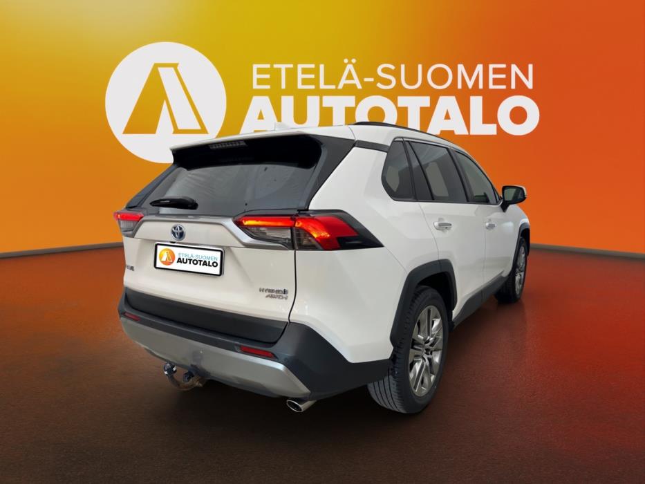 TOYOTA RAV4 2023