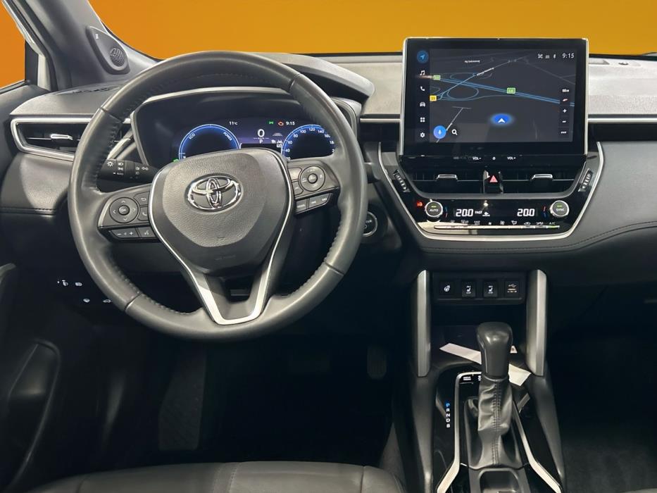 TOYOTA Corolla Cross 2023