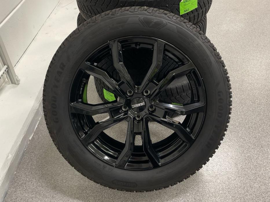 VOLKSWAGEN ID.4 2023