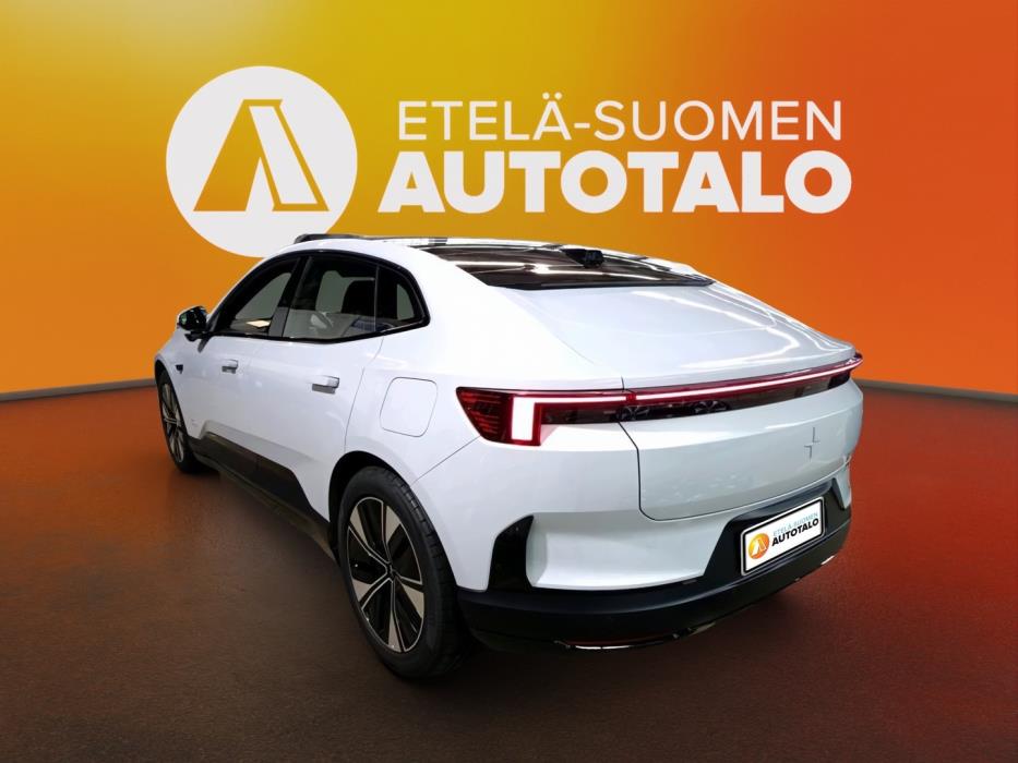 POLESTAR 4 2025