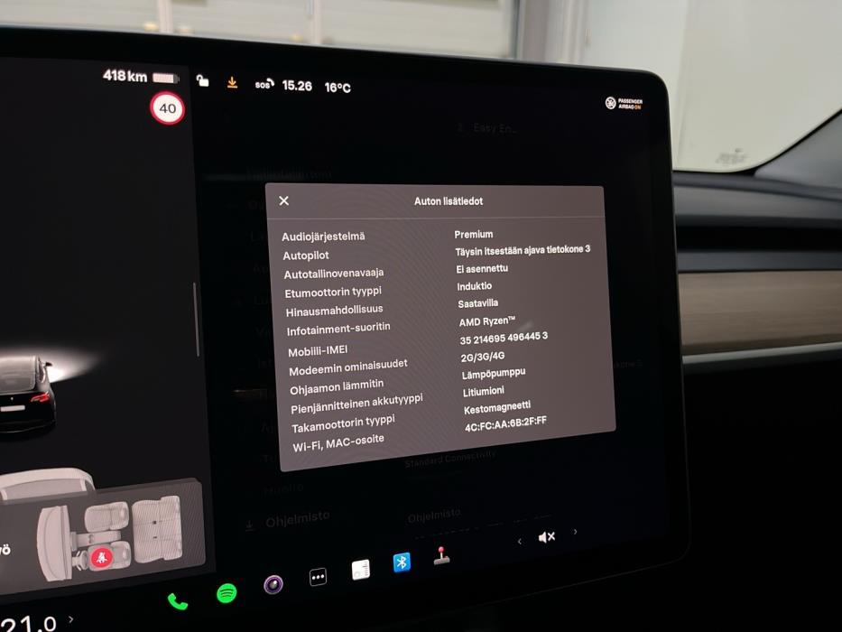 TESLA Model Y 2023