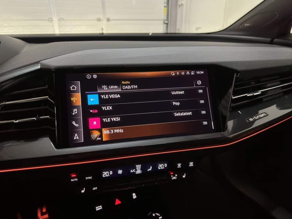 AUDI Q4 e-tron 2023
