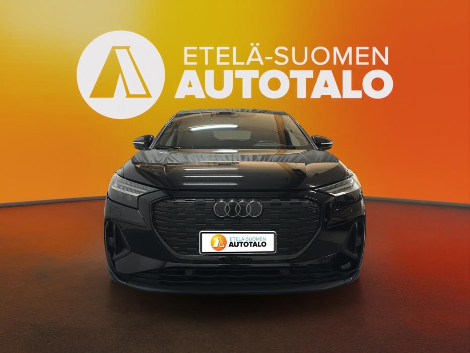 AUDI Q4 e-tron 2023