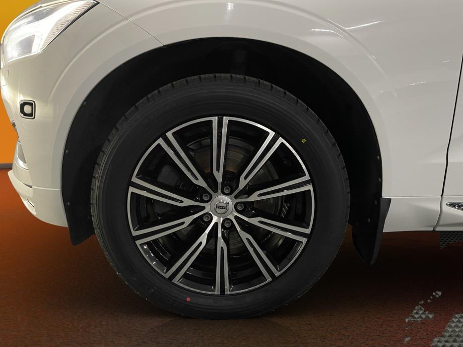 VOLVO XC60 2018