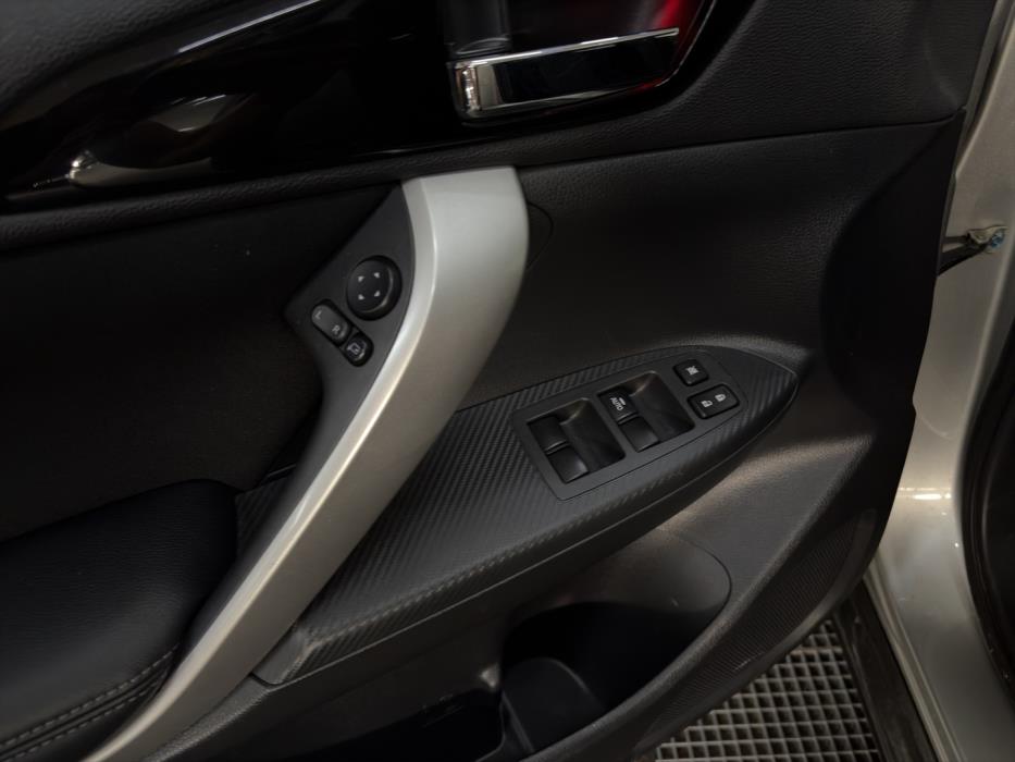 MITSUBISHI Eclipse Cross 2023