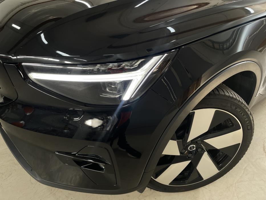 VOLVO C40 2024