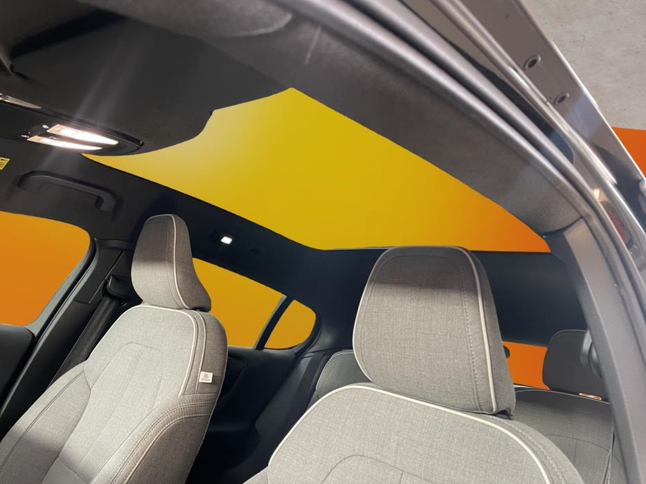 VOLVO C40 2024