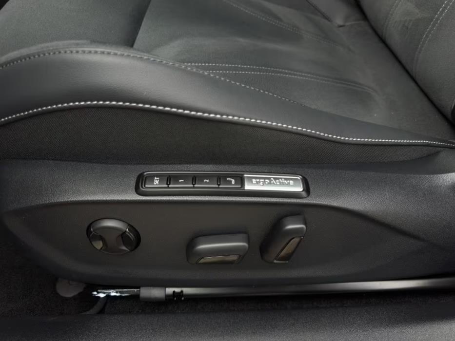 VOLKSWAGEN ID.7 2025