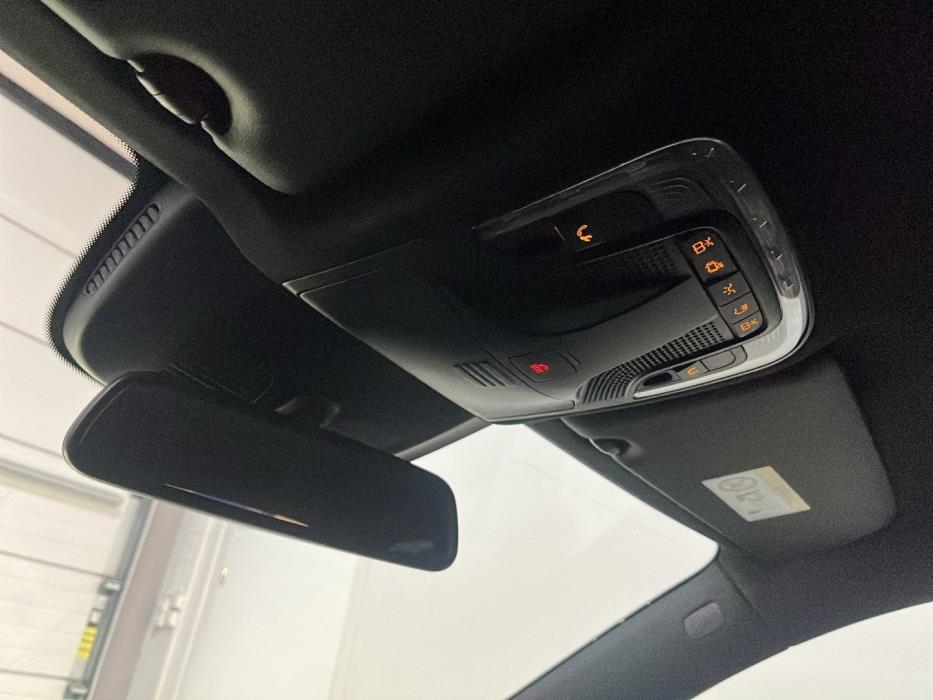 MERCEDES-BENZ EQV 2022