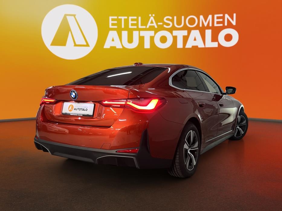 BMW i4 2023