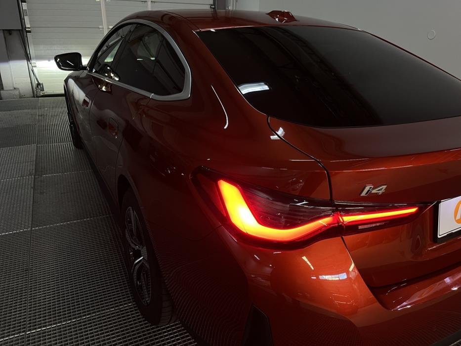 BMW i4 2023