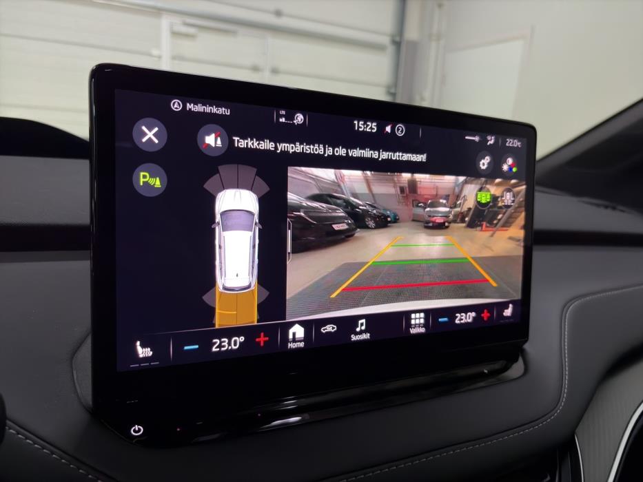 SKODA Enyaq 2023