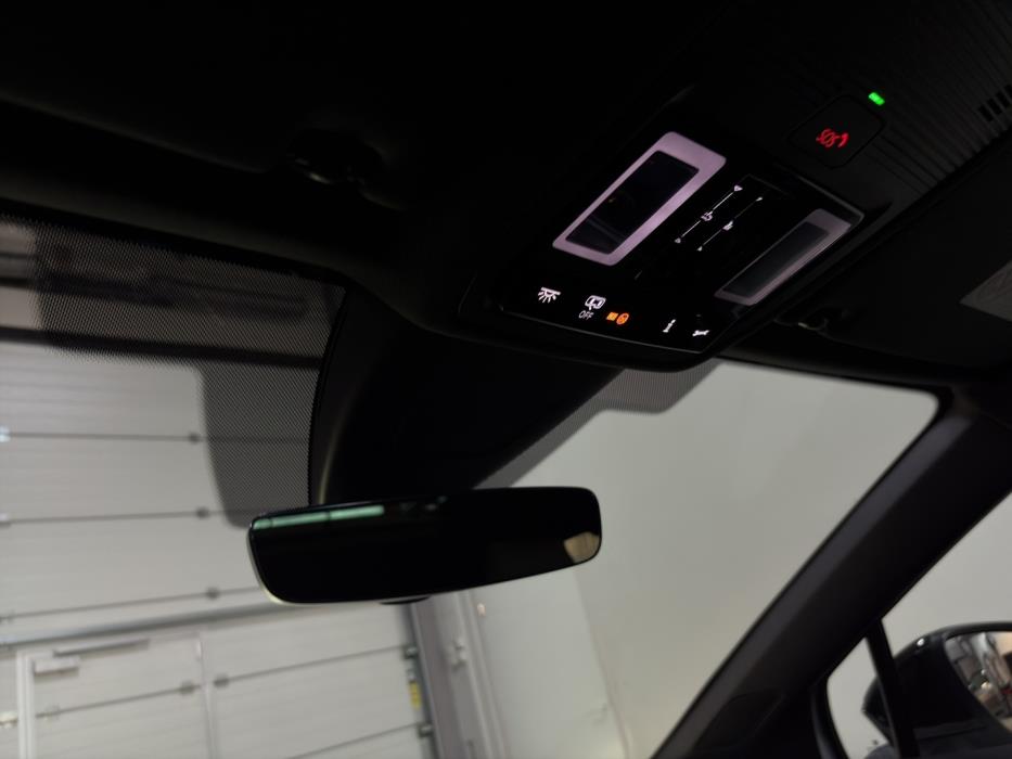 SKODA Enyaq 2023