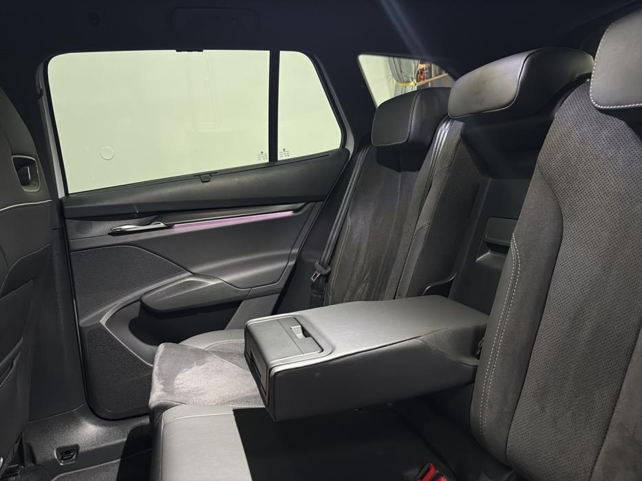 SKODA Enyaq 2023