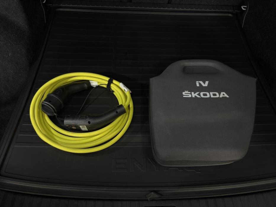 SKODA Enyaq 2023