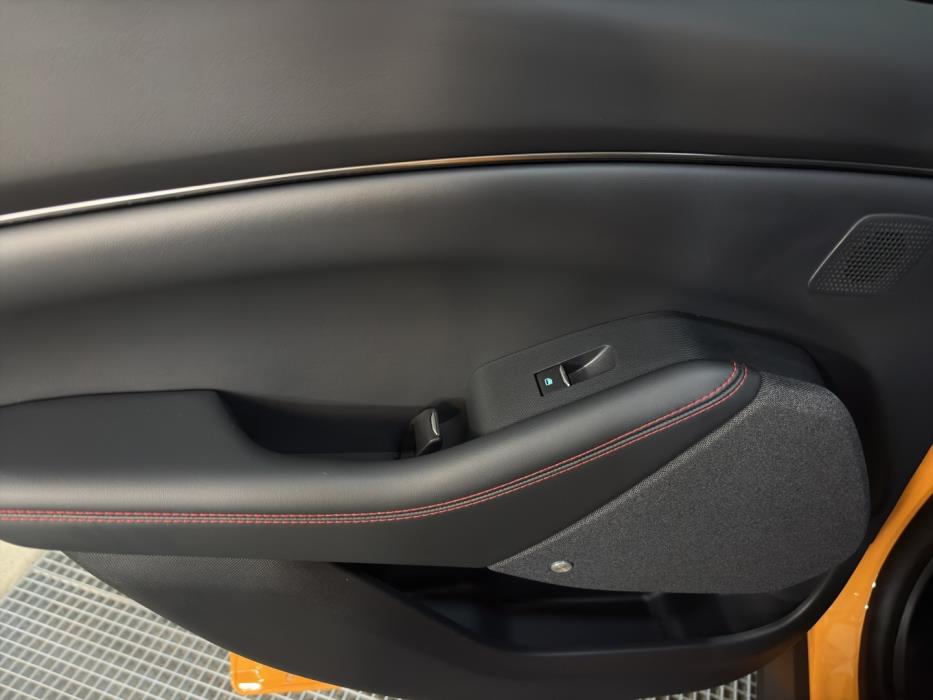 FORD Mustang Mach-E 2022