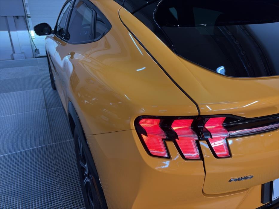 FORD Mustang Mach-E 2022