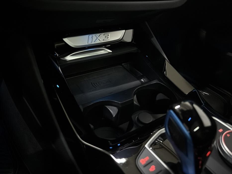 BMW iX3 2022