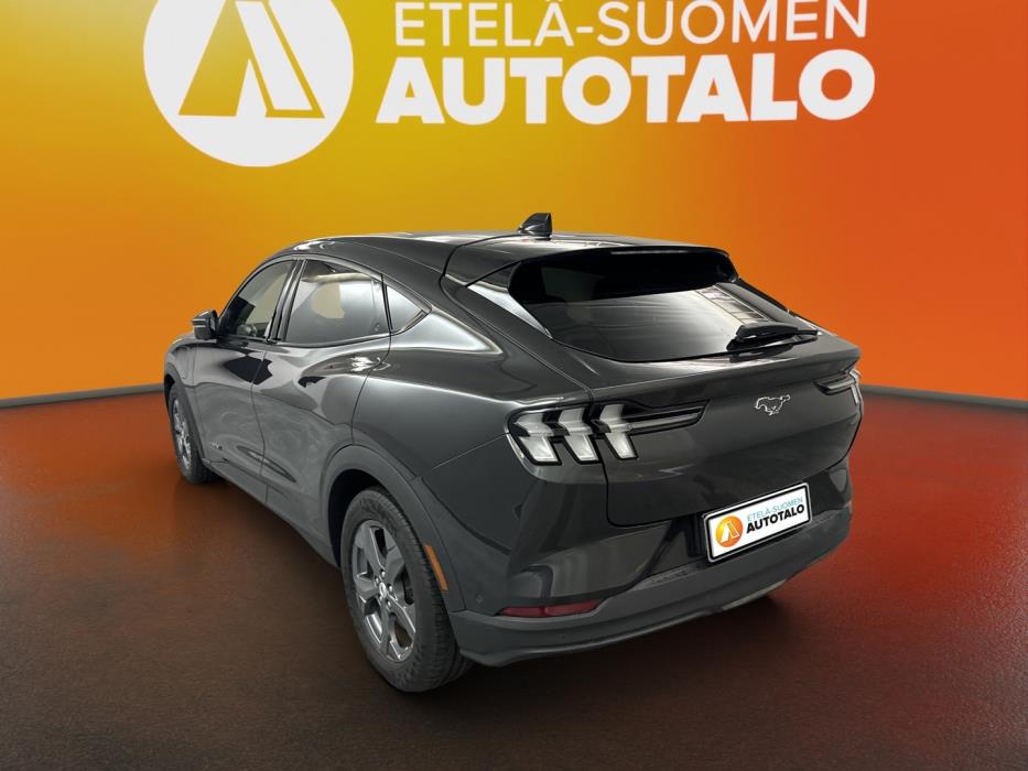 FORD Mustang Mach-E 2022