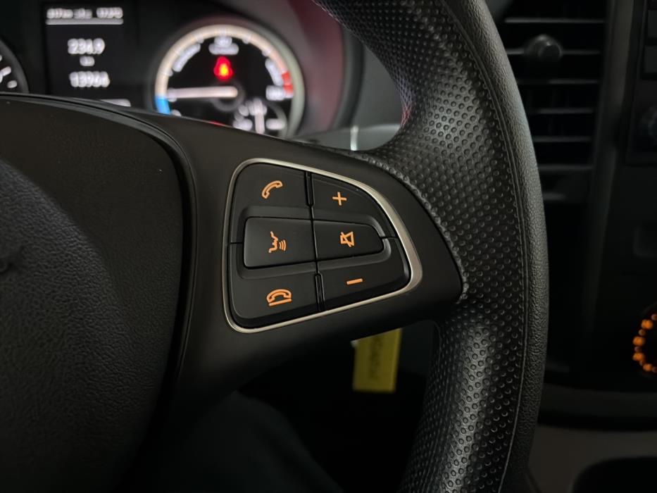 MERCEDES-BENZ Vito 2021