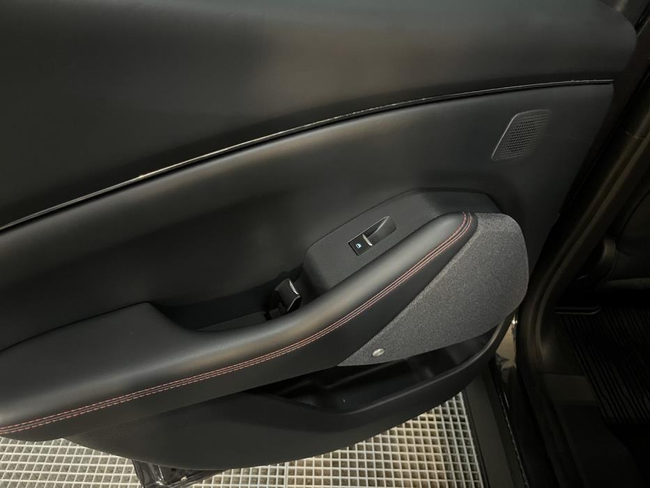 FORD Mustang Mach-E 2022