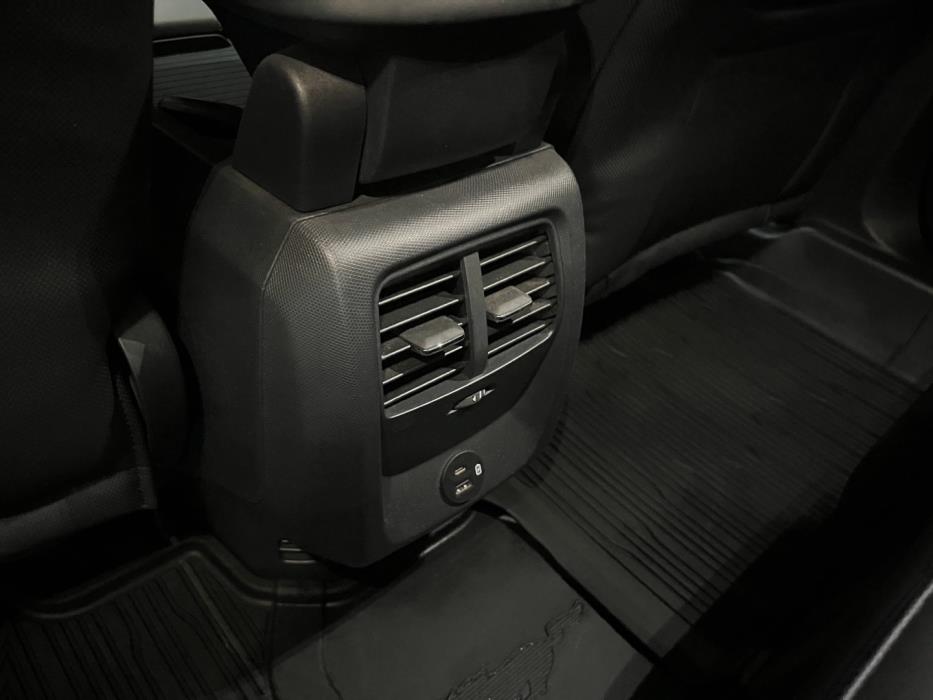 FORD Mustang Mach-E 2022