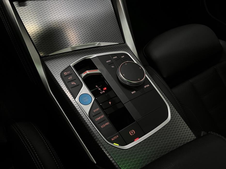 BMW i4 2023
