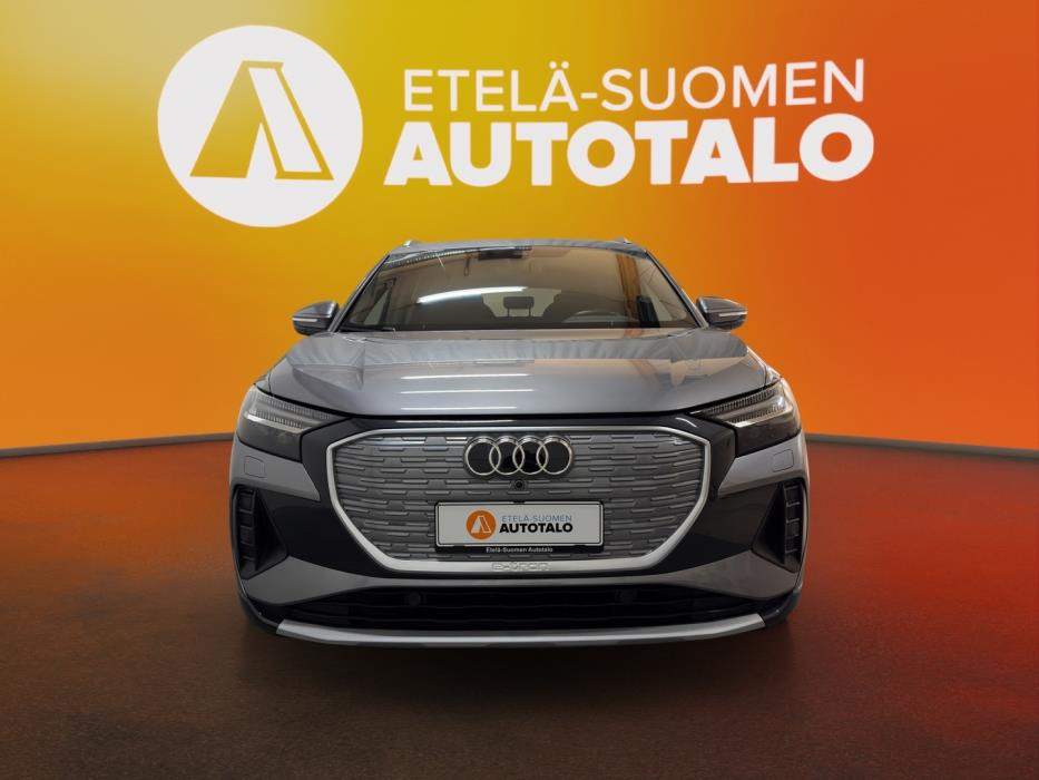 AUDI Q4 e-tron 2023