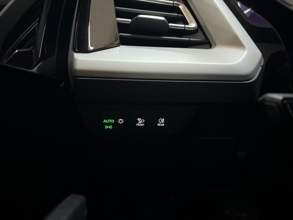 AUDI Q4 e-tron 2023