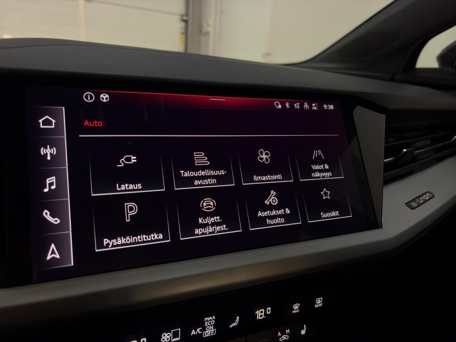 AUDI Q4 e-tron 2023