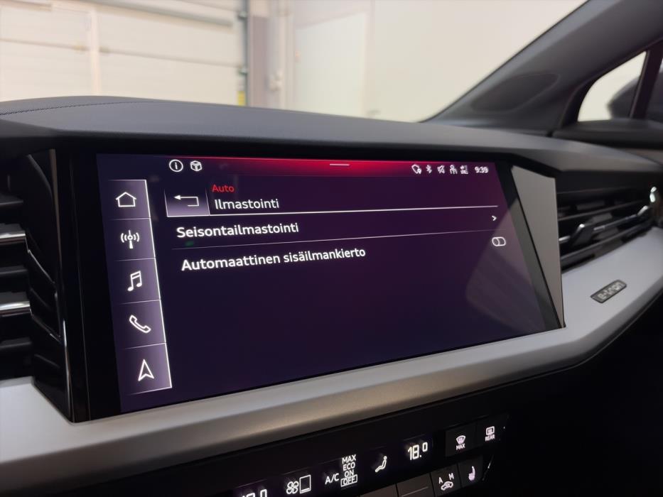 AUDI Q4 e-tron 2023