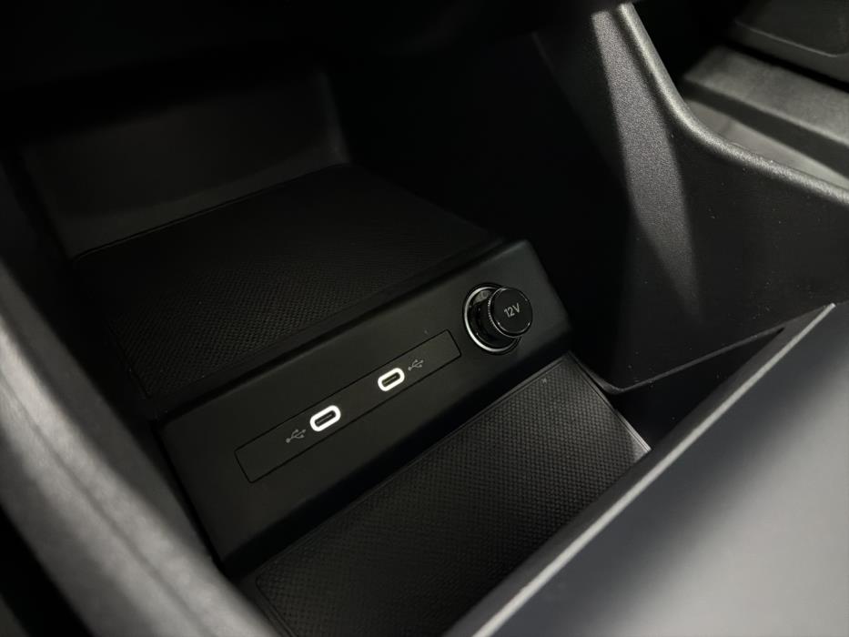 AUDI Q4 e-tron 2023