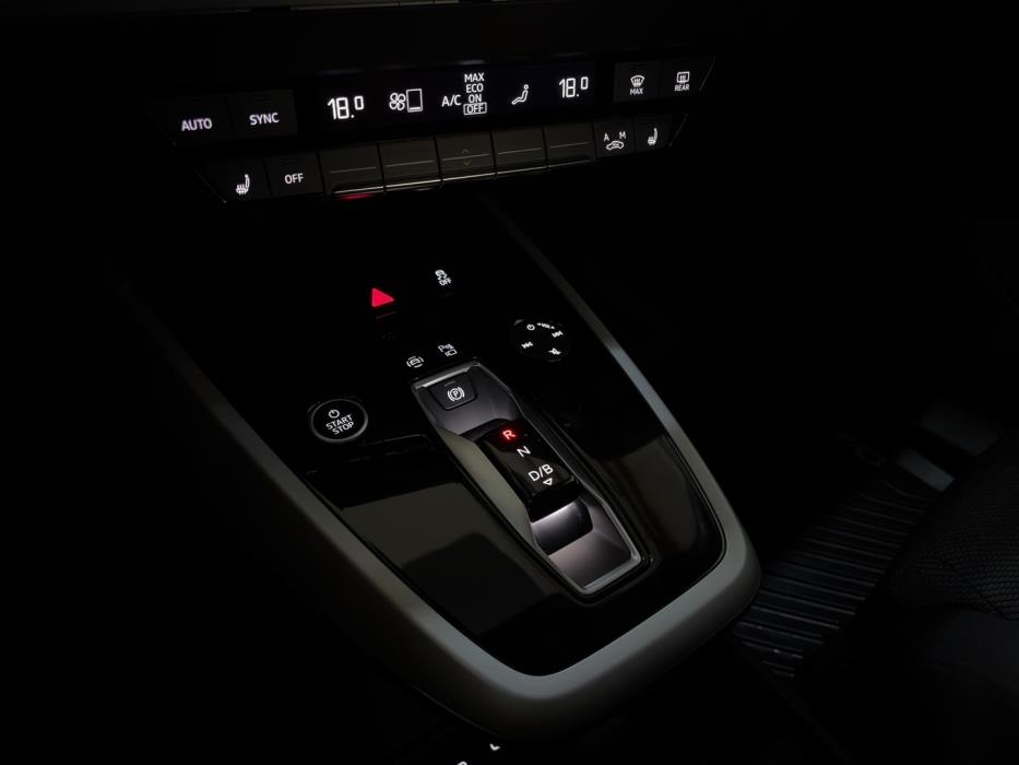 AUDI Q4 e-tron 2023