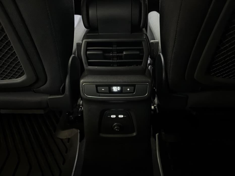 AUDI Q4 e-tron 2023