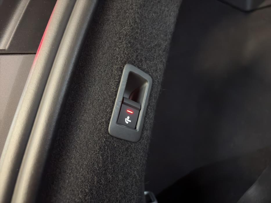 AUDI Q4 e-tron 2023