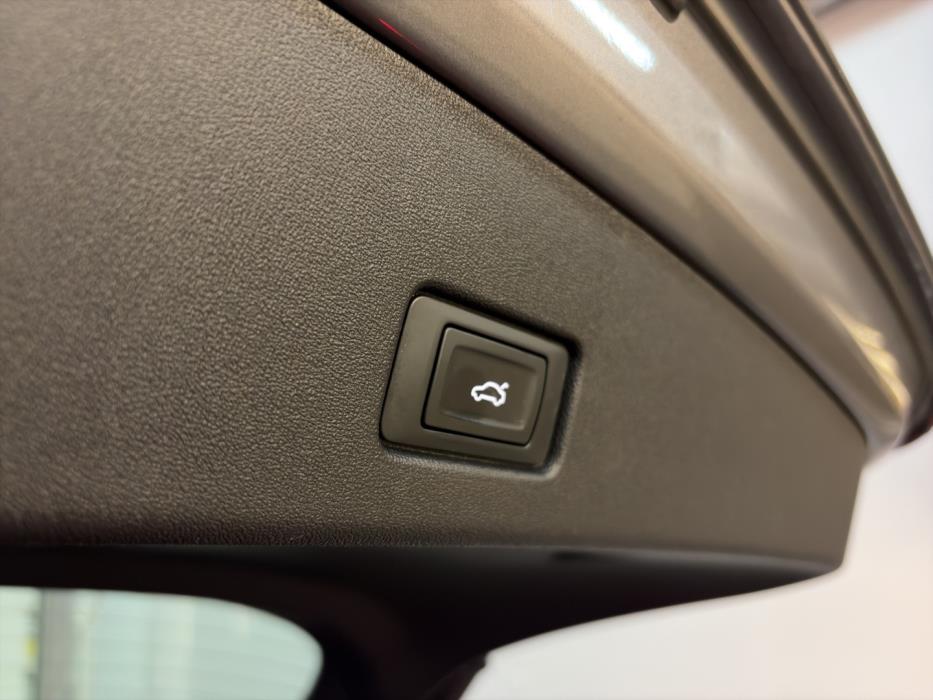 AUDI Q4 e-tron 2023