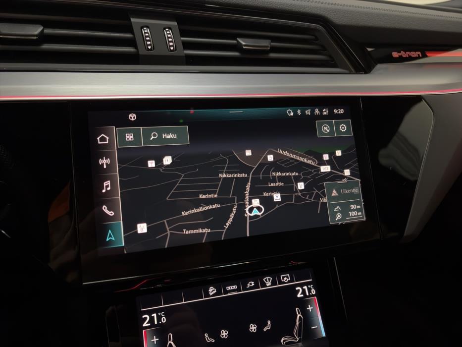 AUDI e-tron 2023