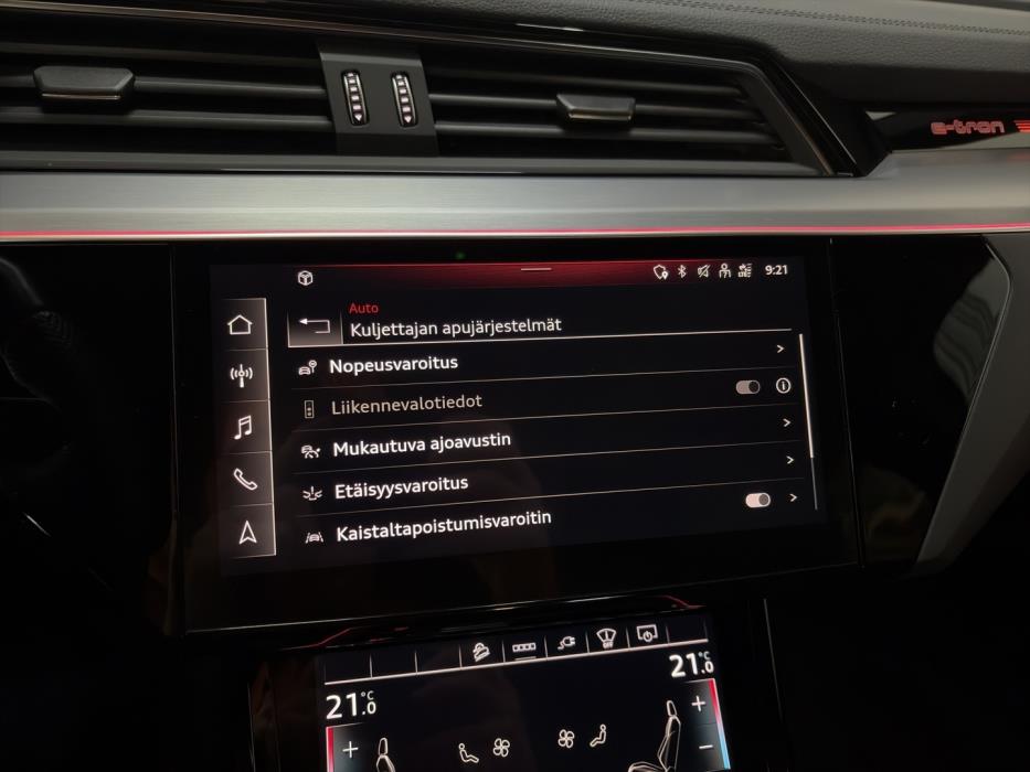 AUDI e-tron 2023